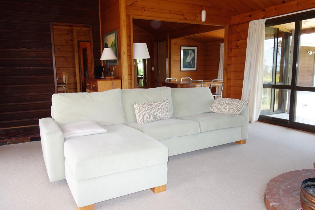 Waiheke Island Vineyard Holiday Houses Surfdale Exterior photo