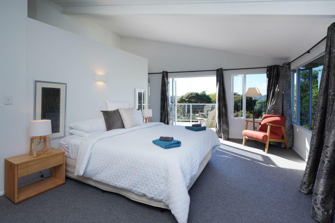 Waiheke Island Vineyard Holiday Houses Surfdale Exterior photo