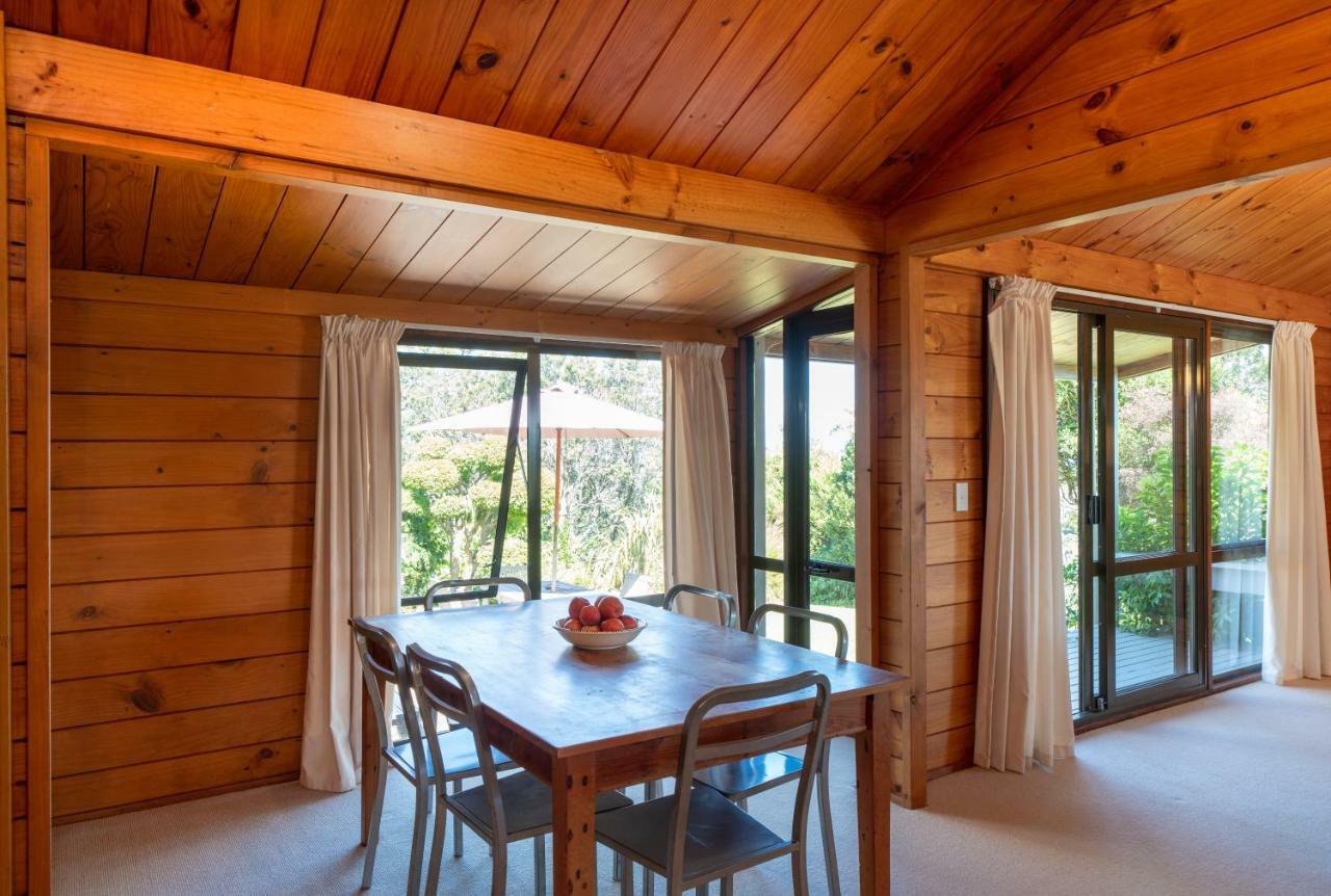 Waiheke Island Vineyard Holiday Houses Surfdale Exterior photo