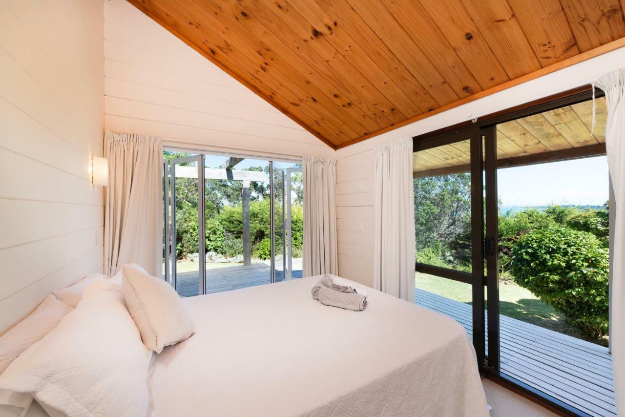 Waiheke Island Vineyard Holiday Houses Surfdale Exterior photo