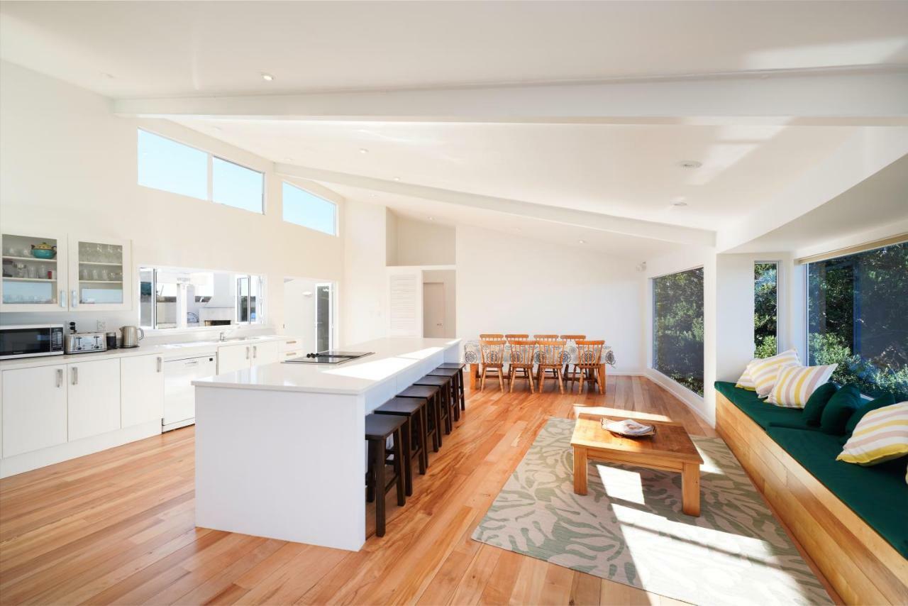 Waiheke Island Vineyard Holiday Houses Surfdale Exterior photo